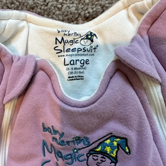 Baby Merlin Sleep Suit 6-9 months - Picture 5 of 7